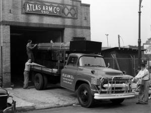 Chevrolet 4400 Flatbed 1956 года